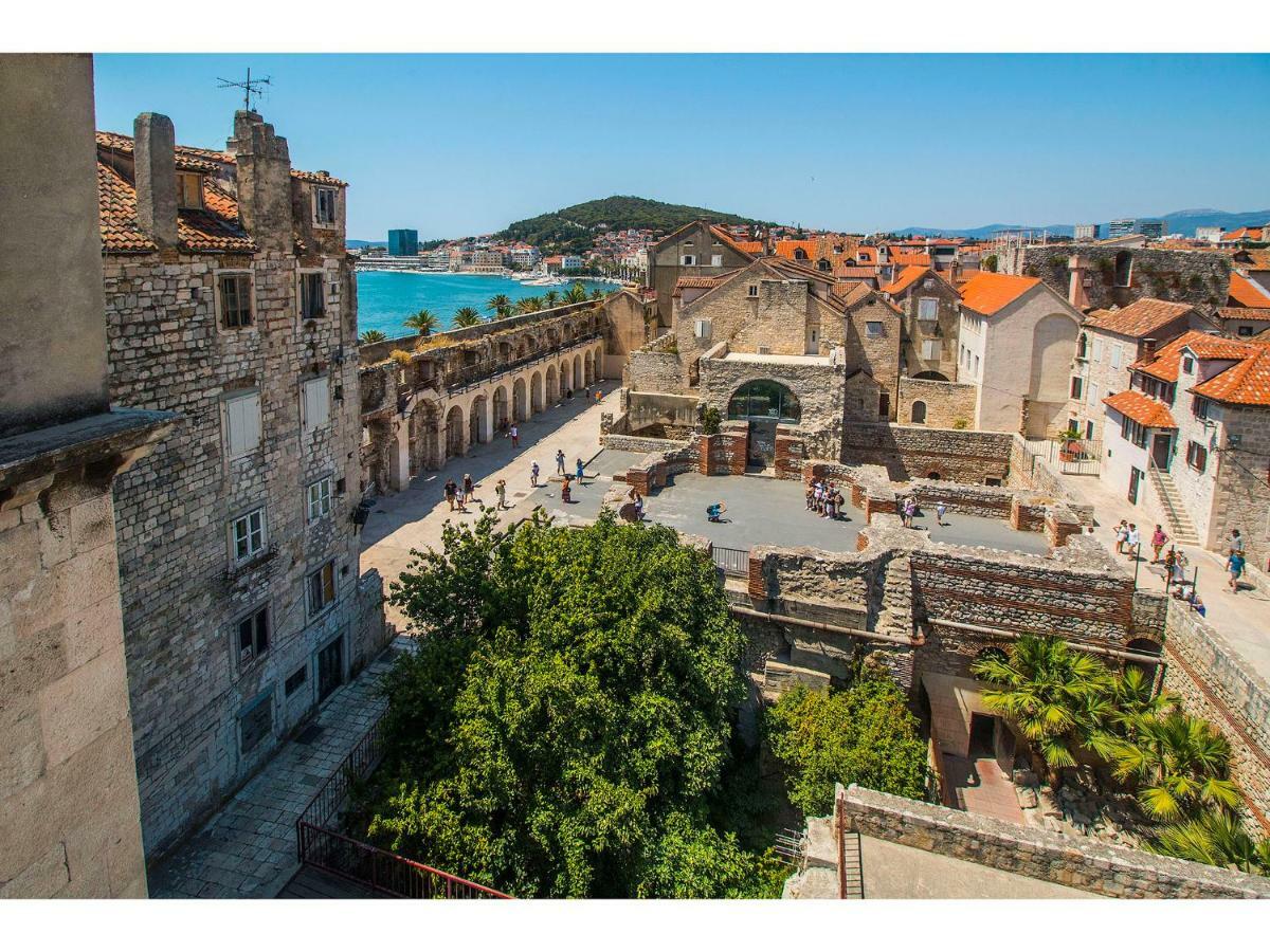 Terazza Grande In Diocletian Tower Lägenhet Split Exteriör bild
